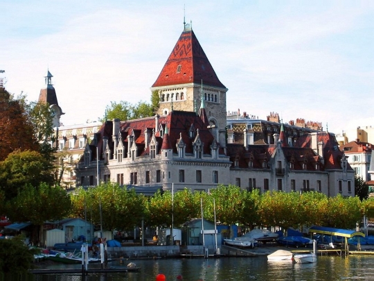 Lausanne